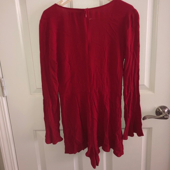 Gorgeous Kendall & Kylie romper ❤️ - Picture 5 of 7